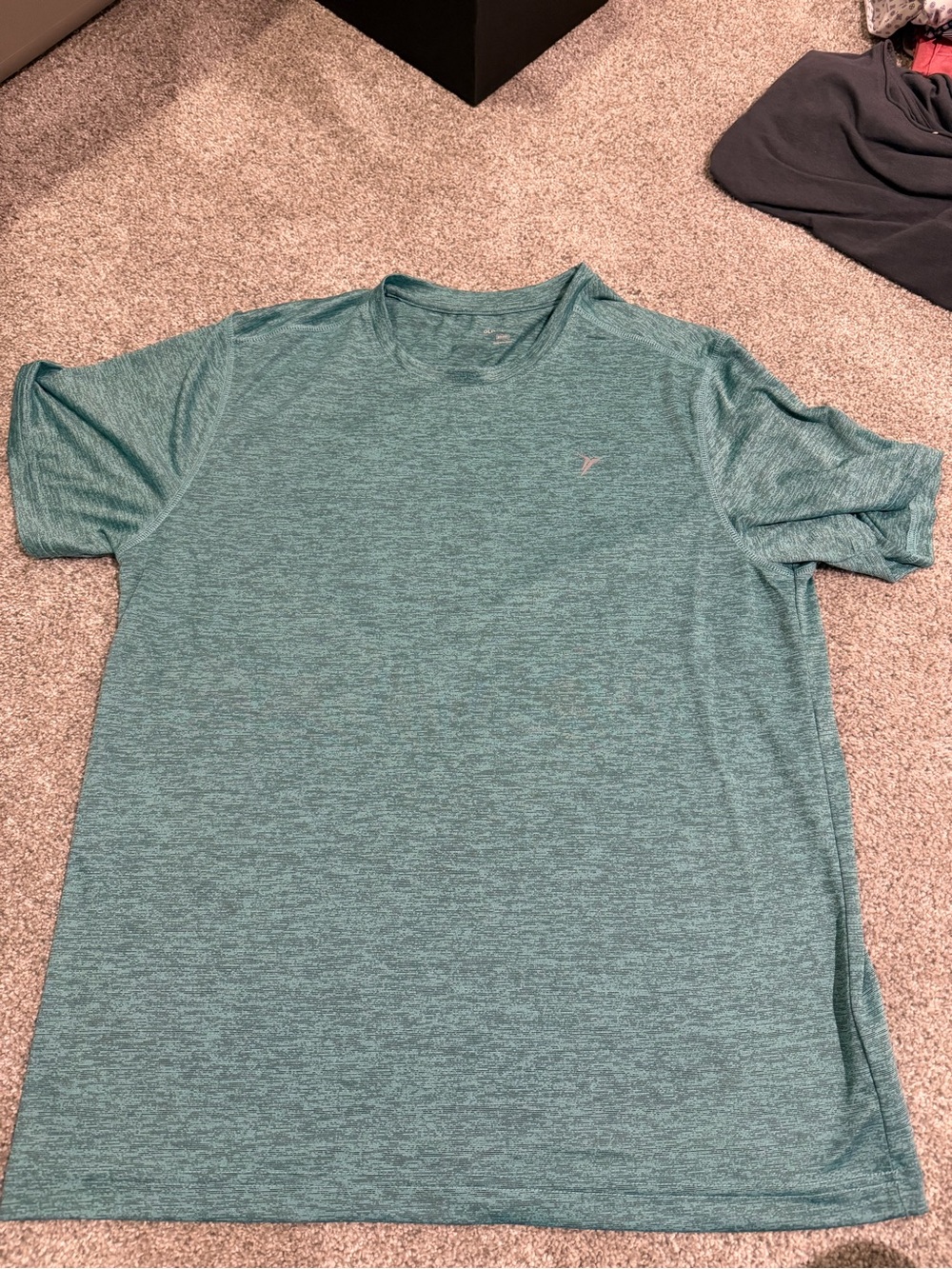Old Navy Men's Heather Teal Active Crew Neck Shirt